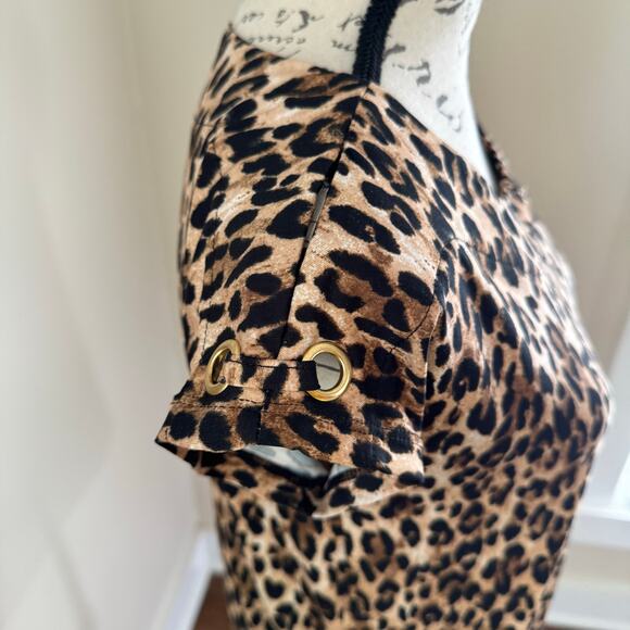 FLT Studio Leopard Print Blouse Women’s Size Small Satin Feel Short Sleeve Top - Picture 3 of 7